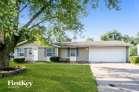 6002 Gateway Drive 3 Beds Apartment for Rent