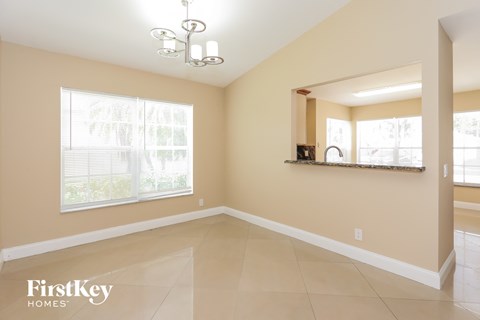 6193 Lansdowne Cir 3 Beds Apartment for Rent