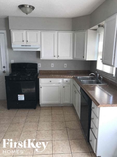 6217 E 95th Terr 3 Beds House for Rent - Photo Gallery 4