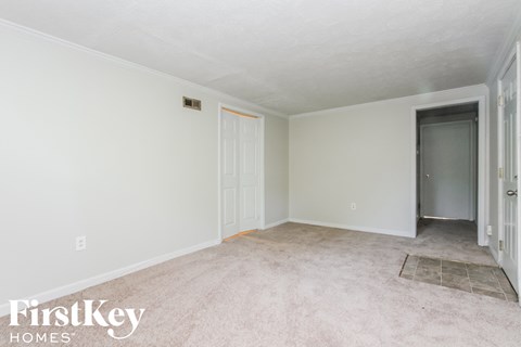 6256 Raleigh Dr 3 Beds Apartment for Rent