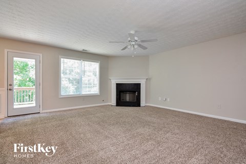 6272 Lake Valley Pt 3 Beds Apartment for Rent
