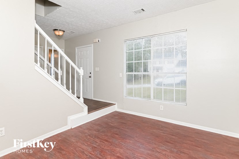 the living room is clean and ready to be staged