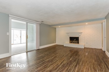 6363 NW 49th St 3 Beds House for Rent - Photo Gallery 5