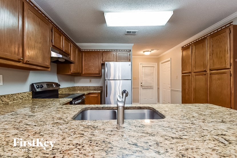 6464 Evergreen Dr 3 Beds House for Rent - Photo Gallery 5