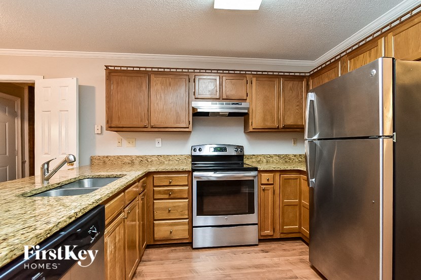 6464 Evergreen Dr 3 Beds House for Rent - Photo Gallery 6