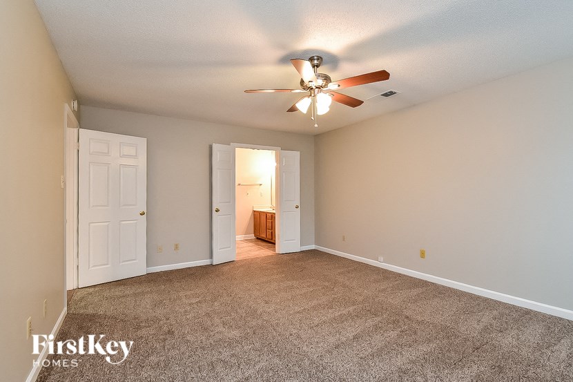 6464 Evergreen Dr 3 Beds House for Rent - Photo Gallery 8