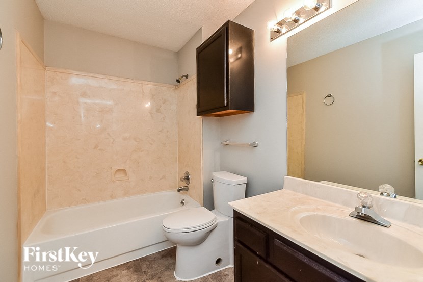 6464 Evergreen Dr 3 Beds House for Rent - Photo Gallery 13