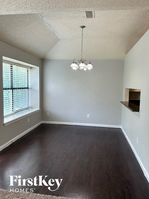 6476 Sudbury Way 3 Beds Apartment for Rent