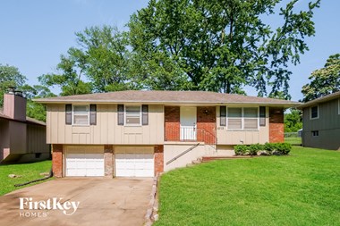 6712 Manchester Ave 3 Beds Apartment for Rent