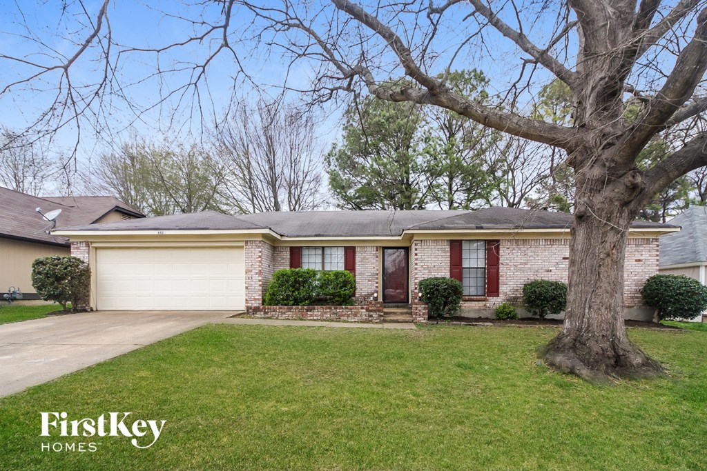 6820 Rockingham Memphis, TN 38141