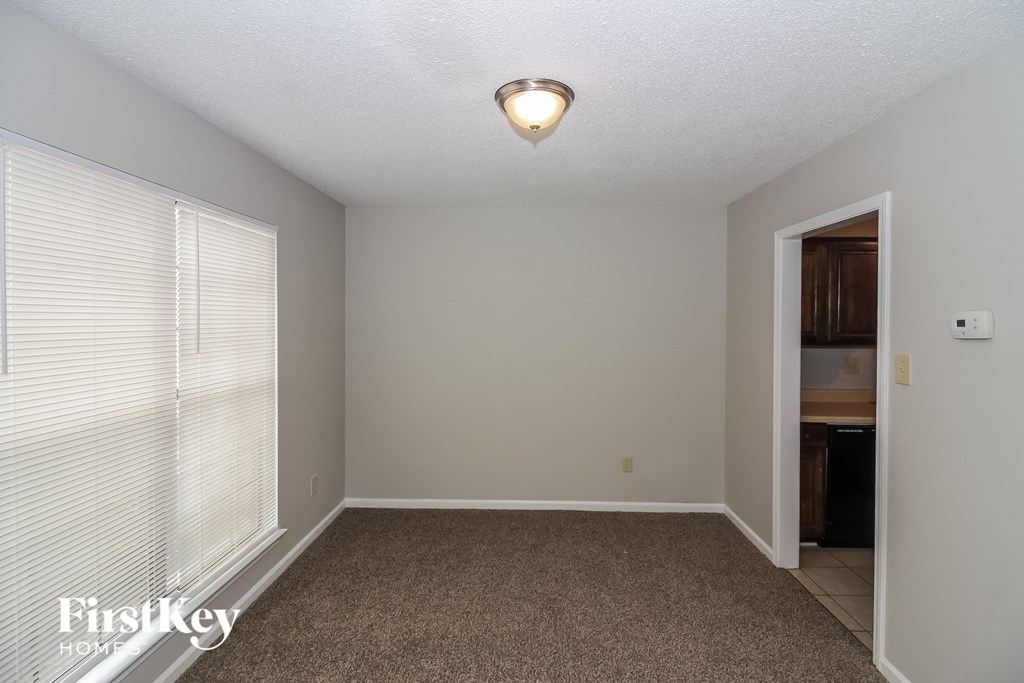 6820 Rockingham Memphis, TN 38141