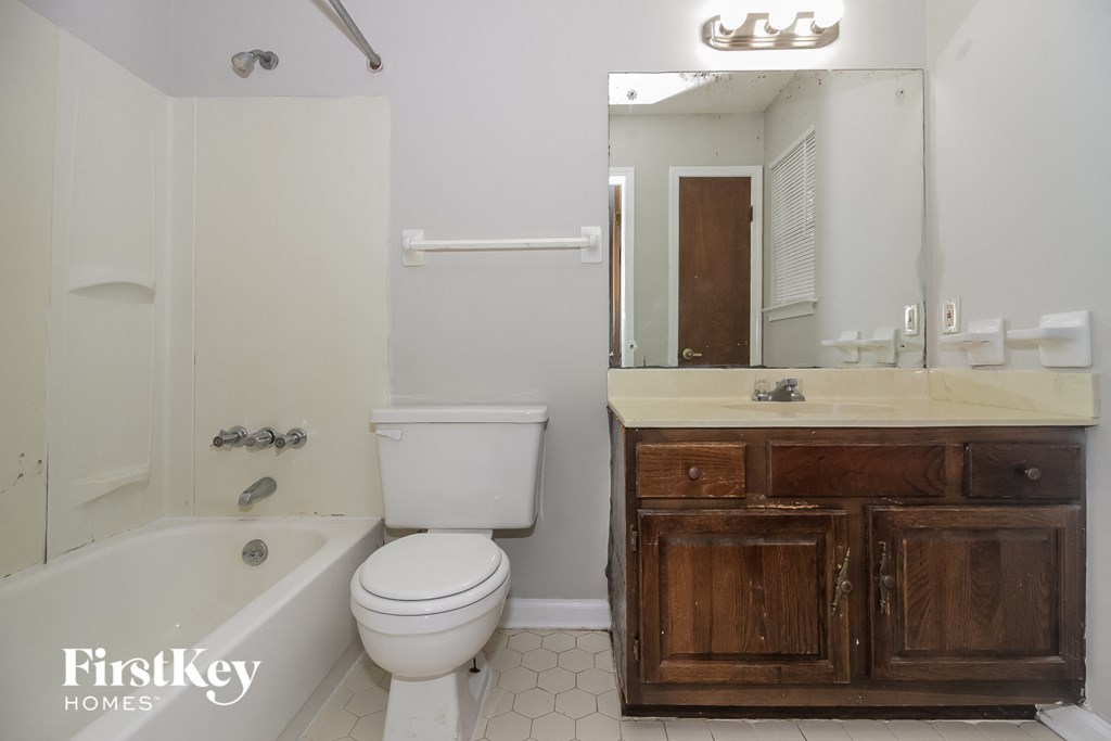 6820 Rockingham Memphis, TN 38141