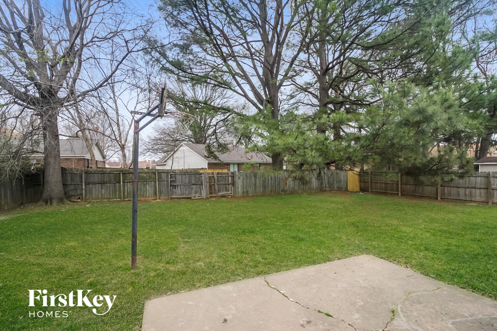 6820 Rockingham Memphis, TN 38141