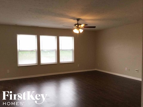 6914 Governors Point B 4 Beds Apartment for Rent