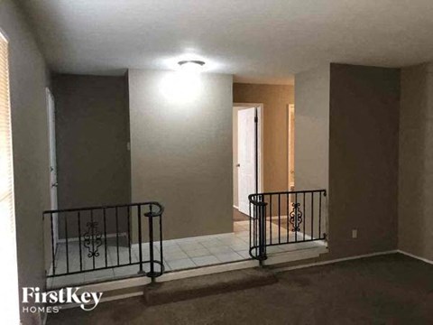 6933 Parc Charlene 3 Beds Apartment for Rent