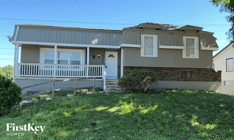 7002 E 140Th Ter 3 Beds Apartment for Rent