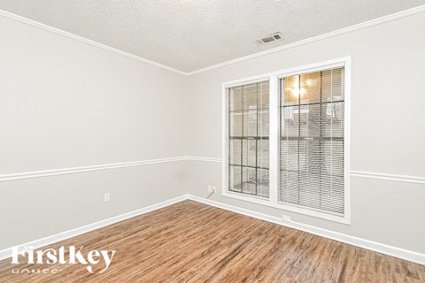 7008 Rockingham 3 Beds Apartment for Rent
