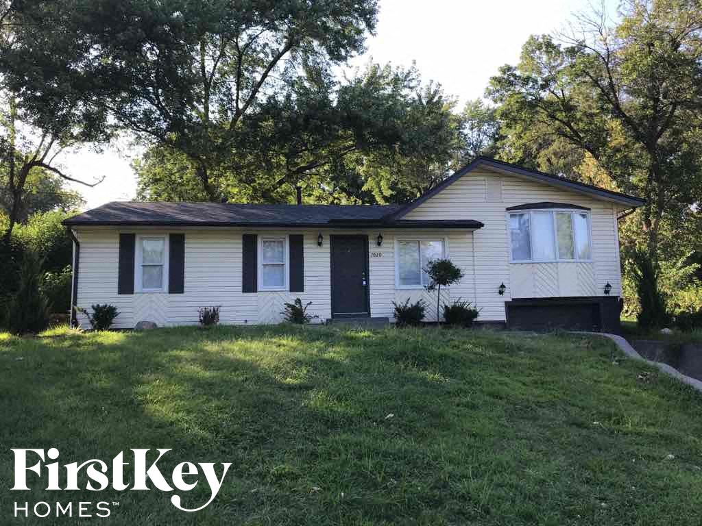 7020 NE 51ST Ter 4 Beds House for Rent - Photo Gallery 1