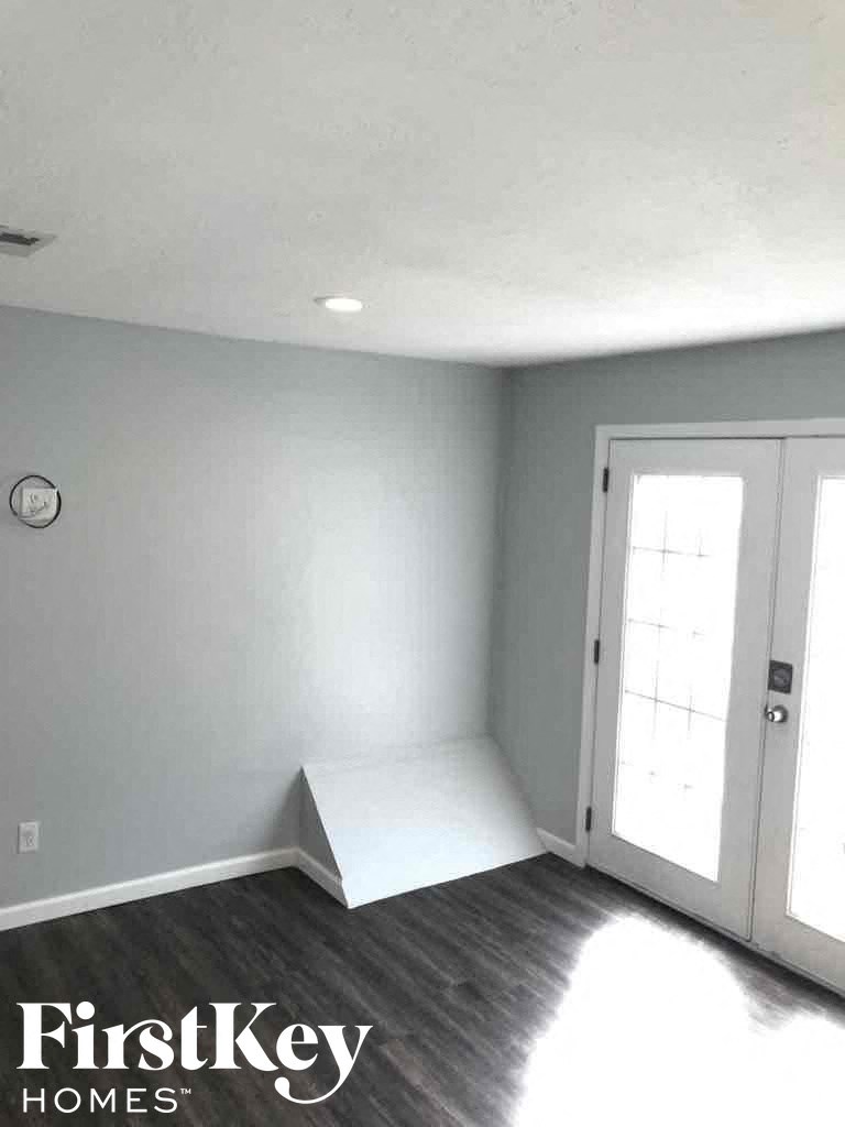 7020 NE 51ST Ter 4 Beds House for Rent - Photo Gallery 13