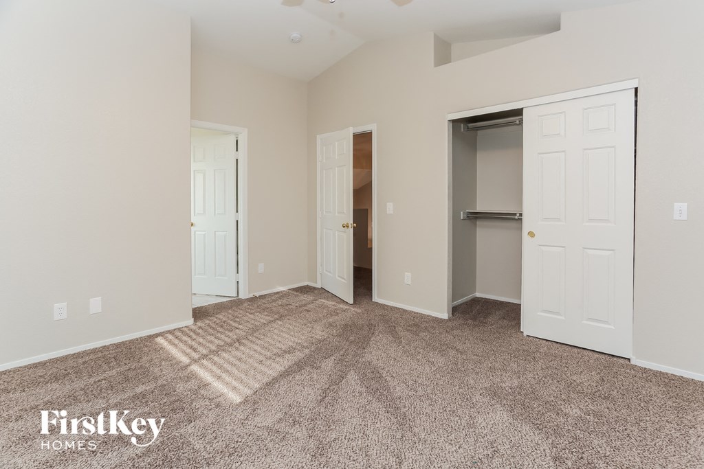 7033 Village Shore Ct Las Vegas, NV 89129