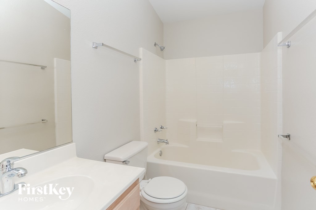 7033 Village Shore Ct Las Vegas, NV 89129