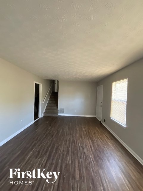 7094 Apache Lane 3 Beds Apartment for Rent