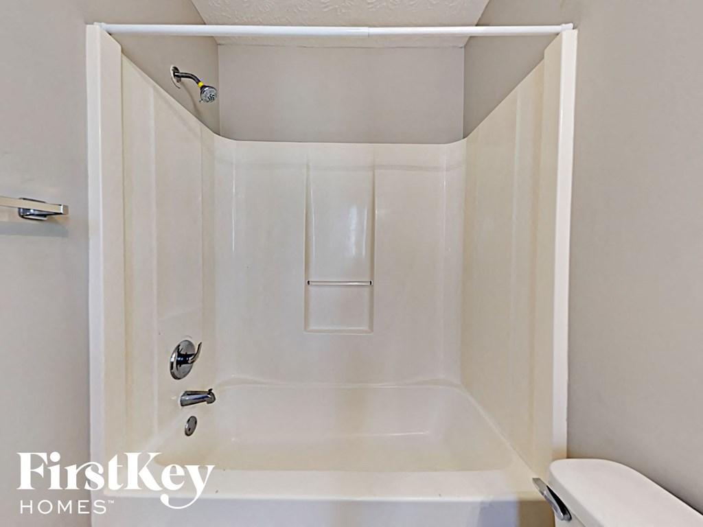 7141 Crystal Creek Pl Studio House for Rent - Photo Gallery 14