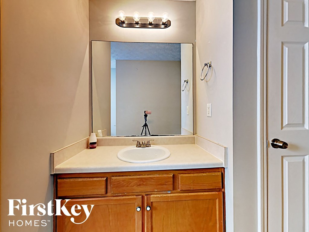 7141 Crystal Creek Pl Studio House for Rent - Photo Gallery 13