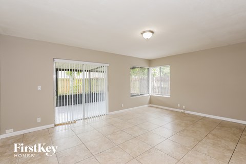 7200 NW 46 St 3 Beds Apartment for Rent