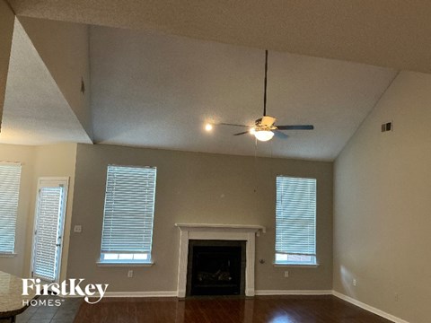7298 Hunters Horn Dr 3 Beds Apartment for Rent