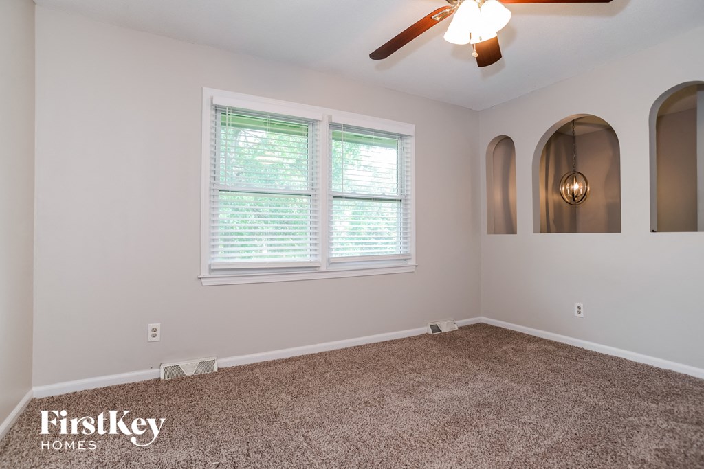 7305 NW 76th Pl 3 Beds House for Rent - Photo Gallery 4