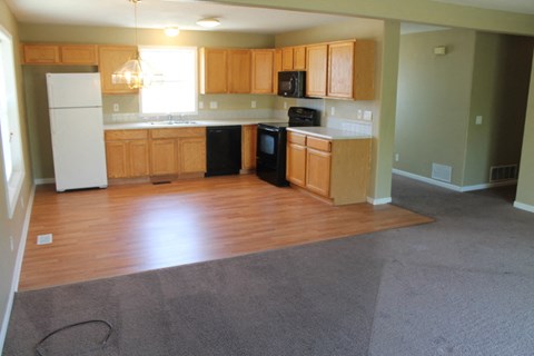7308 E 122Nd Street 3 Beds Apartment for Rent