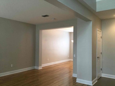 7341 Mardell Ct 4 Beds Apartment for Rent