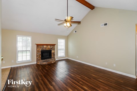 7380 Twiller Cv 3 Beds Apartment for Rent
