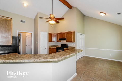 7380 Twiller Cv 3 Beds Apartment for Rent