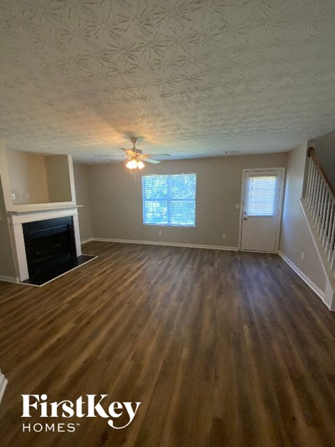 7424 Garnet 3 Beds Apartment for Rent