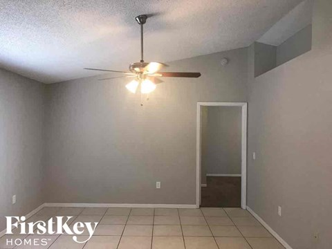 7424 Little Pond Court 3 Beds Apartment for Rent