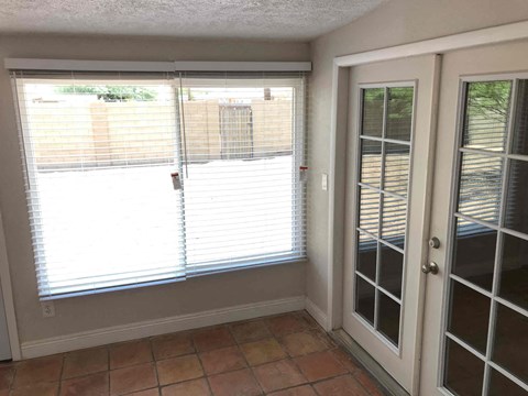 7427 E Mckinley St 3 Beds Apartment for Rent