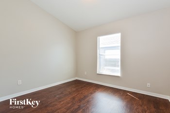 7443 Groveoak Drive 3 Beds House for Rent - Photo Gallery 12