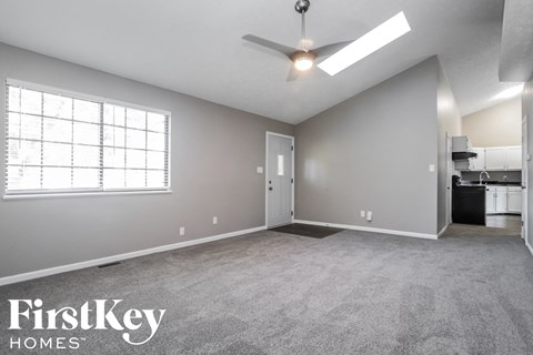 7445 Glensford Dr 3 Beds Apartment for Rent