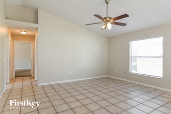 7451 Little Pond Court 3 Beds House for Rent - Photo Gallery 4