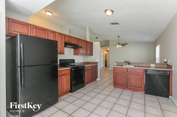 7451 Little Pond Court 3 Beds House for Rent - Photo Gallery 6