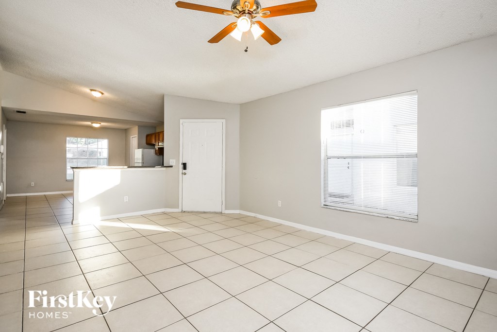 the living room and kitchen are clean and ready to use