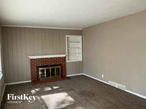 7607  Arlington Ave 3 Beds Apartment for Rent