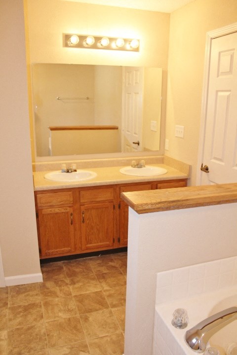 7626 Stockard Street 4 Beds House for Rent - Photo Gallery 7