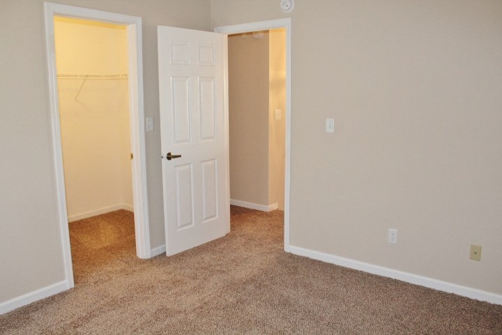 7626 Stockard Street 4 Beds House for Rent - Photo Gallery 15