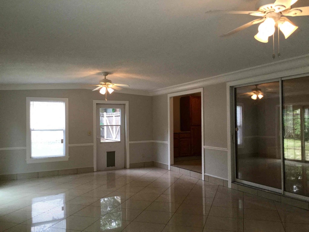 7654 Balmy Ct 4 Beds House for Rent - Photo Gallery 13