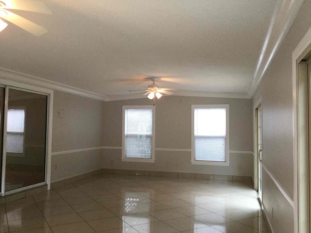 7654 Balmy Ct 4 Beds House for Rent - Photo Gallery 15