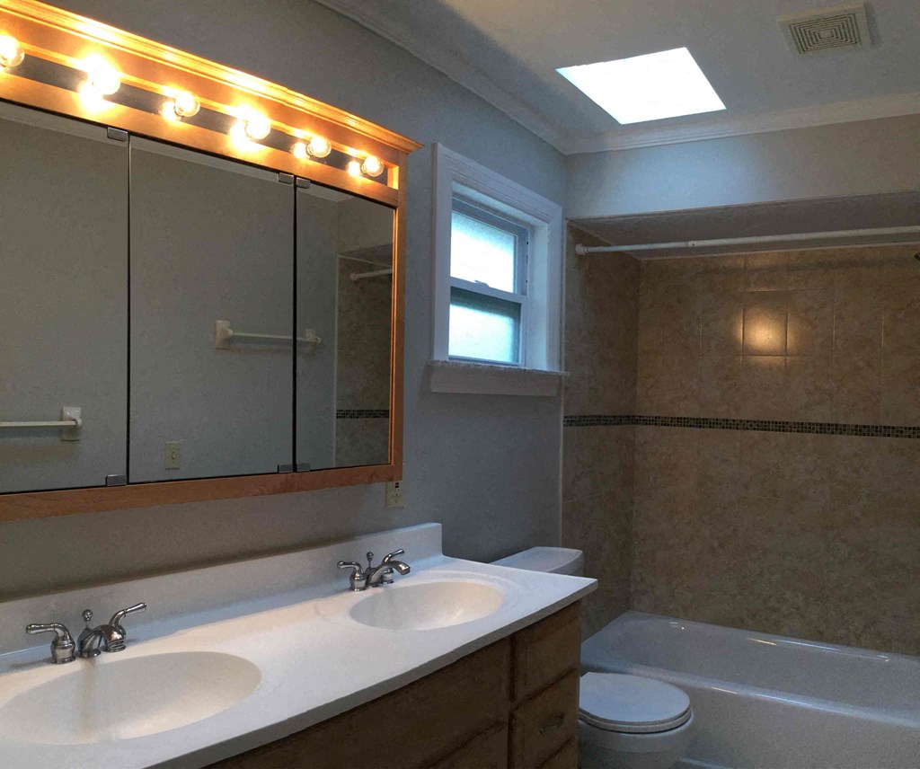 7654 Balmy Ct 4 Beds House for Rent - Photo Gallery 26