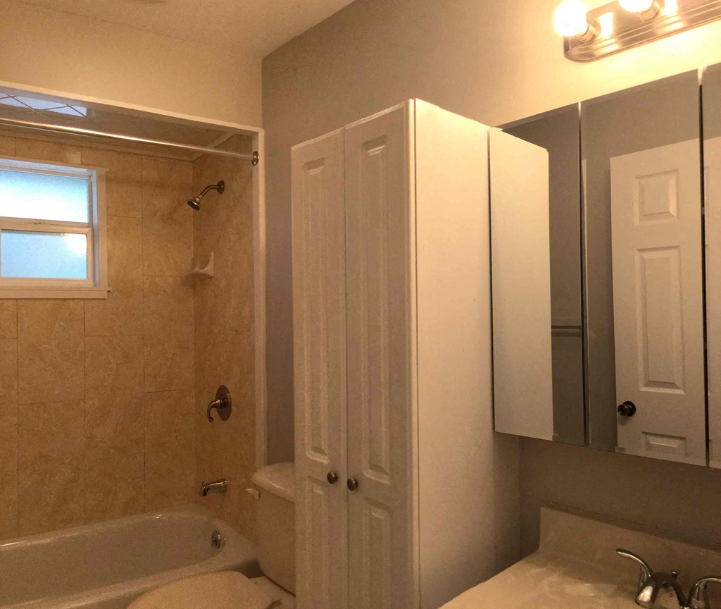 7654 Balmy Ct 4 Beds House for Rent - Photo Gallery 28